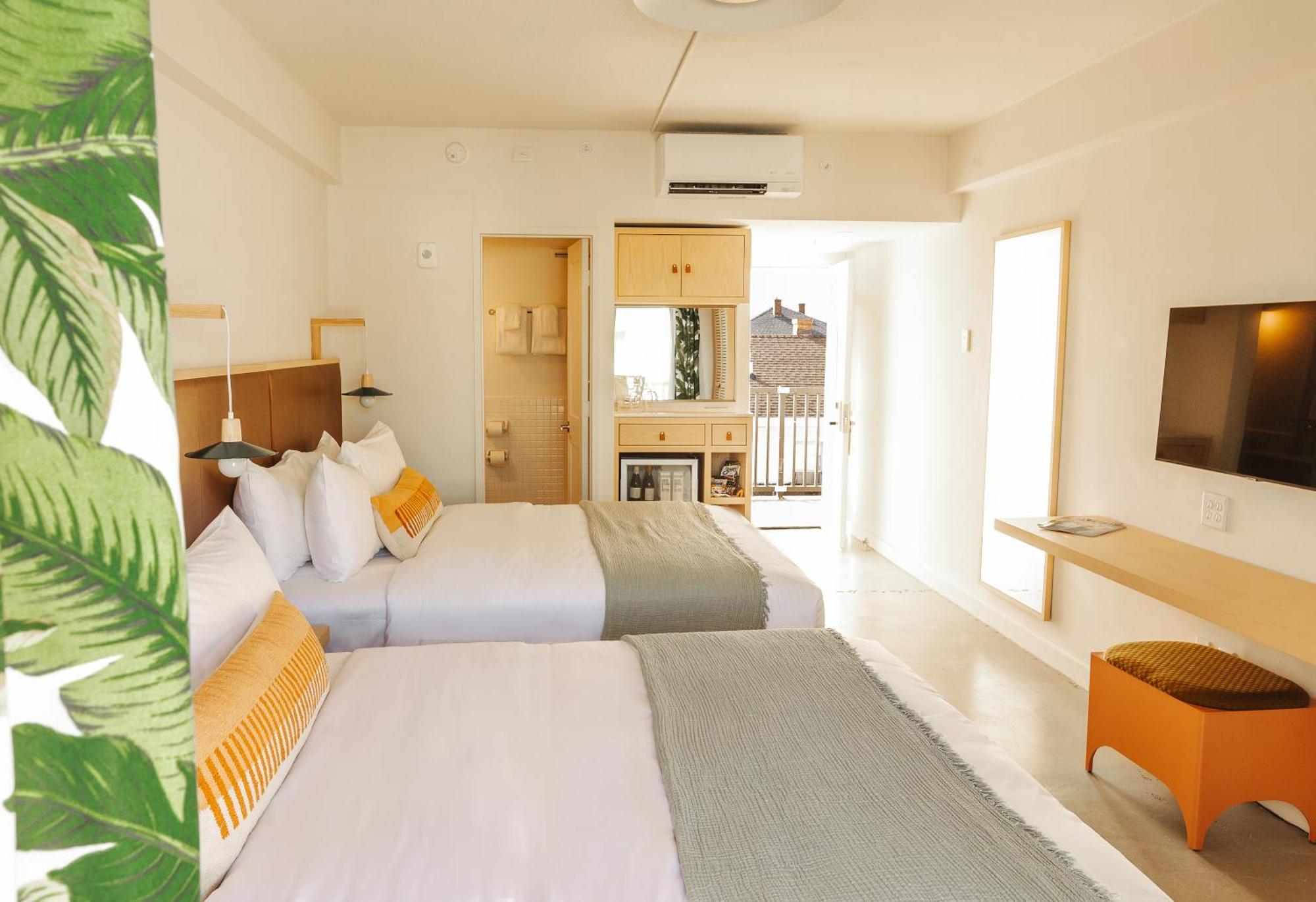 Hotel Lucine Galveston Bagian luar foto