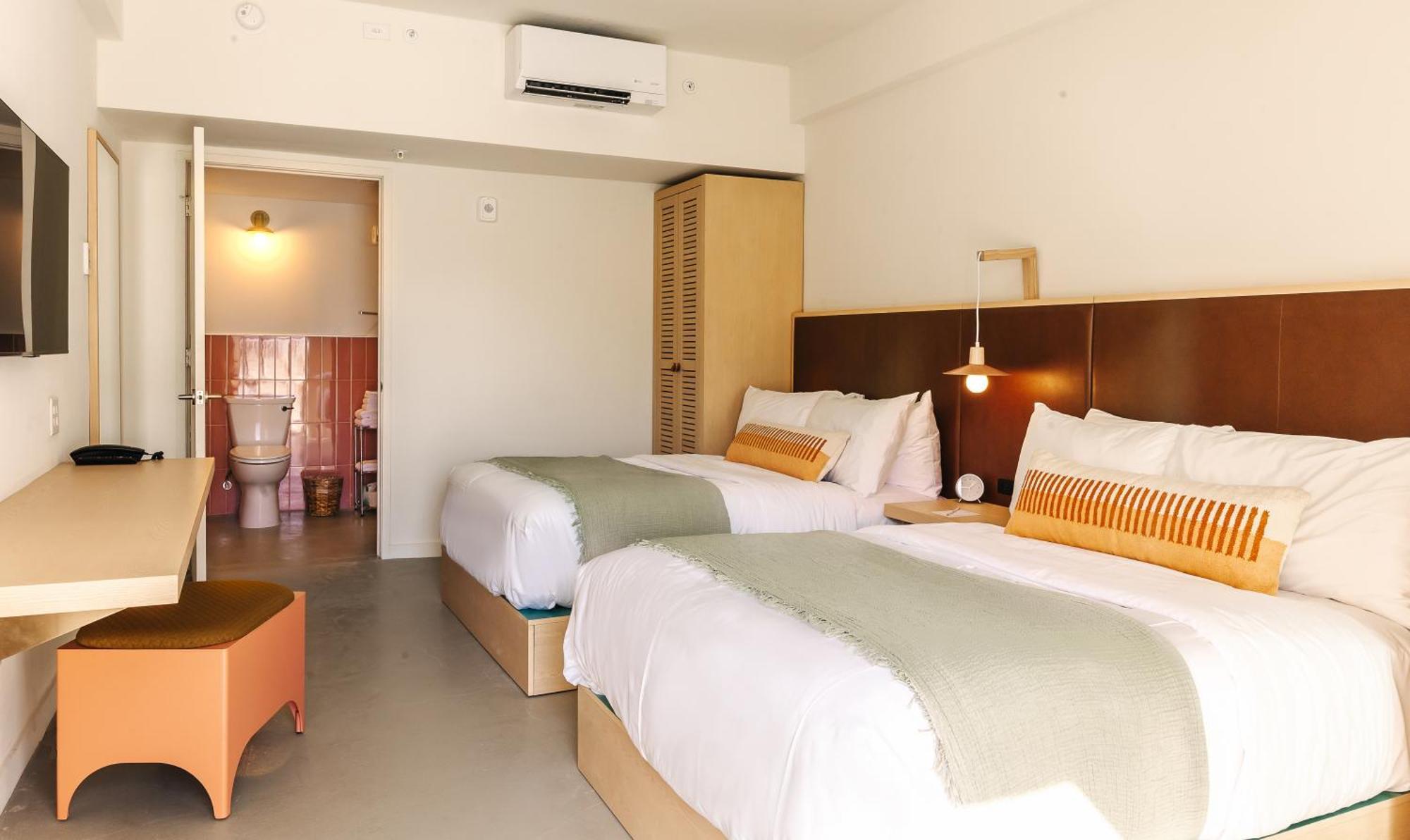 Hotel Lucine Galveston Bagian luar foto