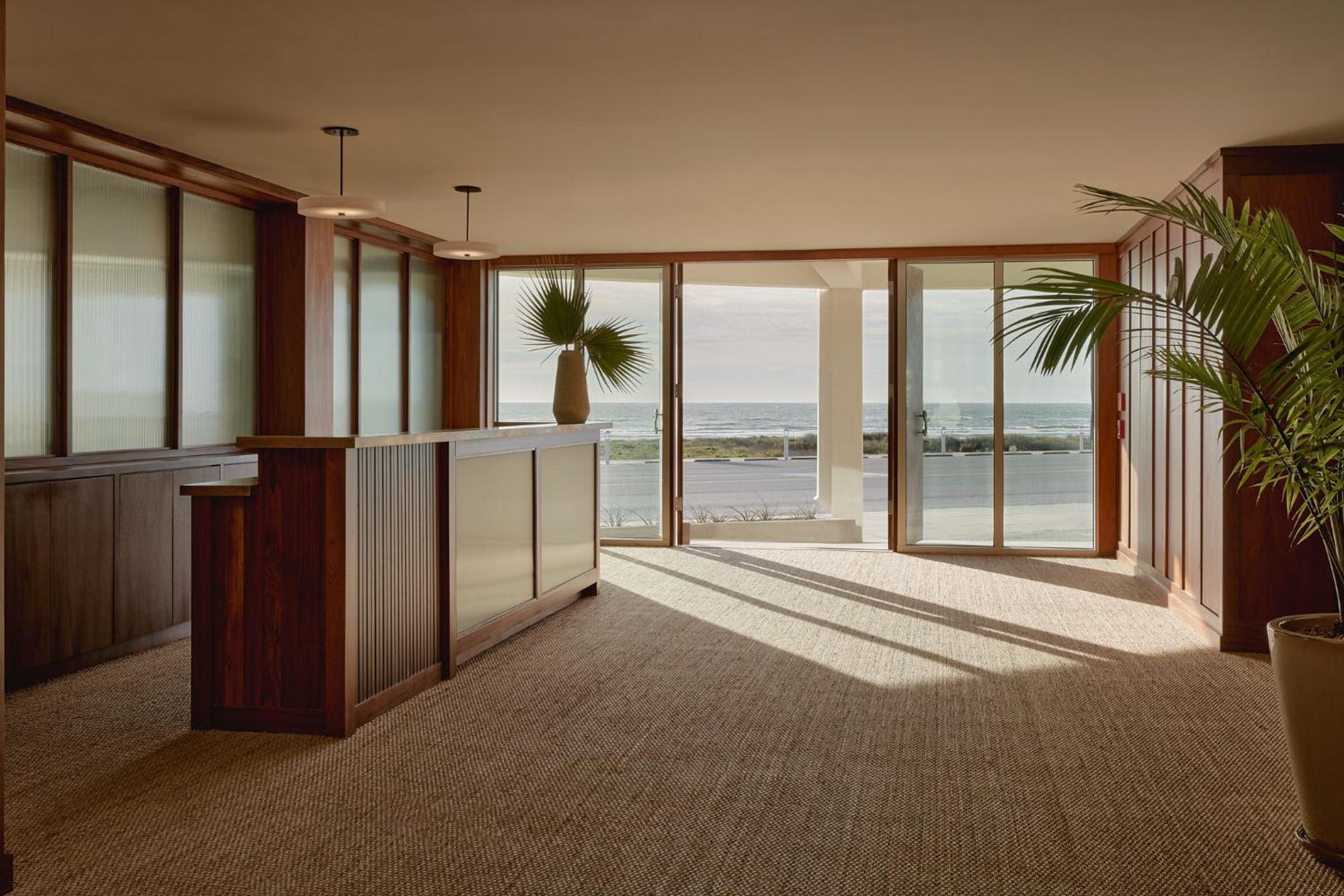 Hotel Lucine Galveston Bagian luar foto
