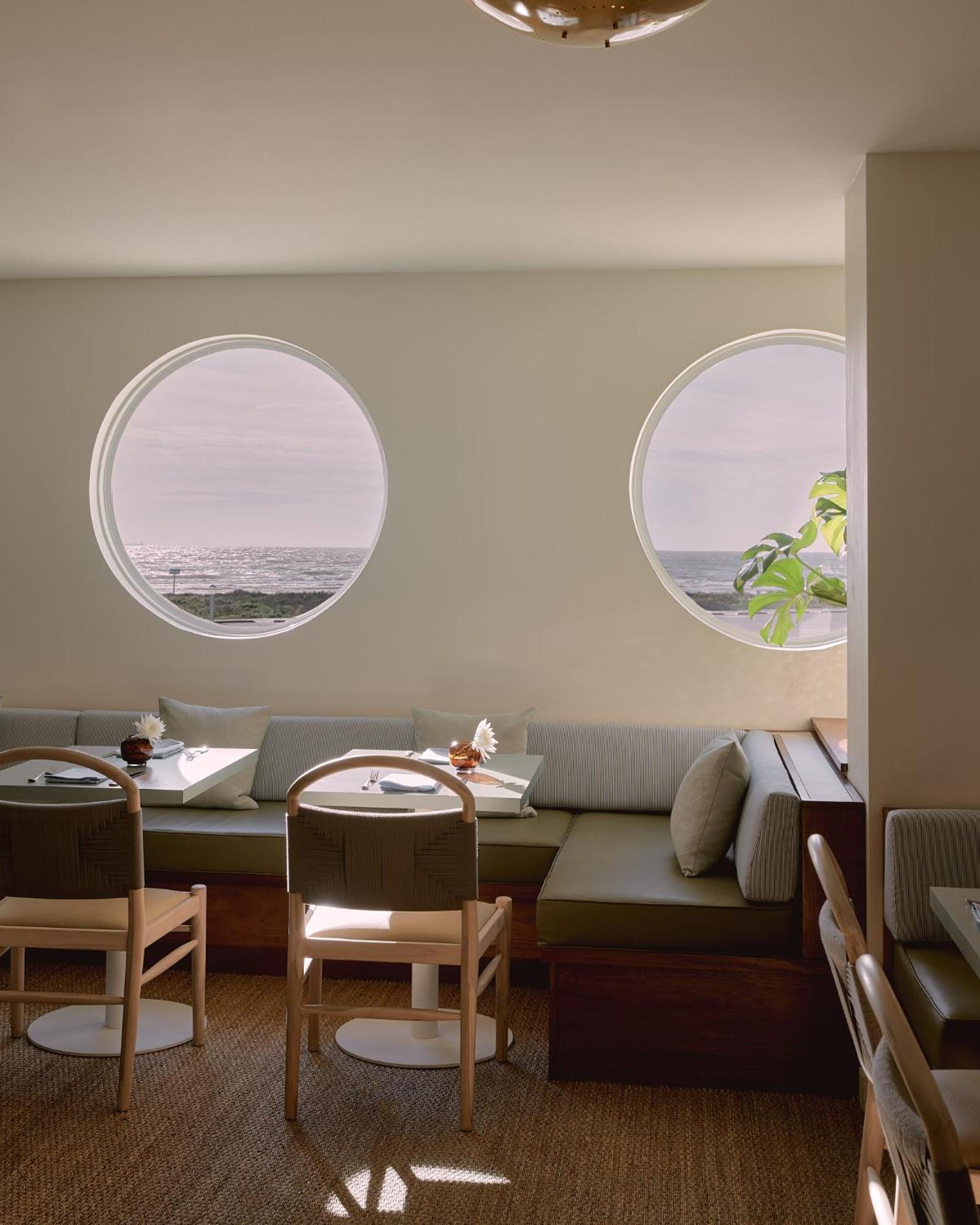 Hotel Lucine Galveston Bagian luar foto