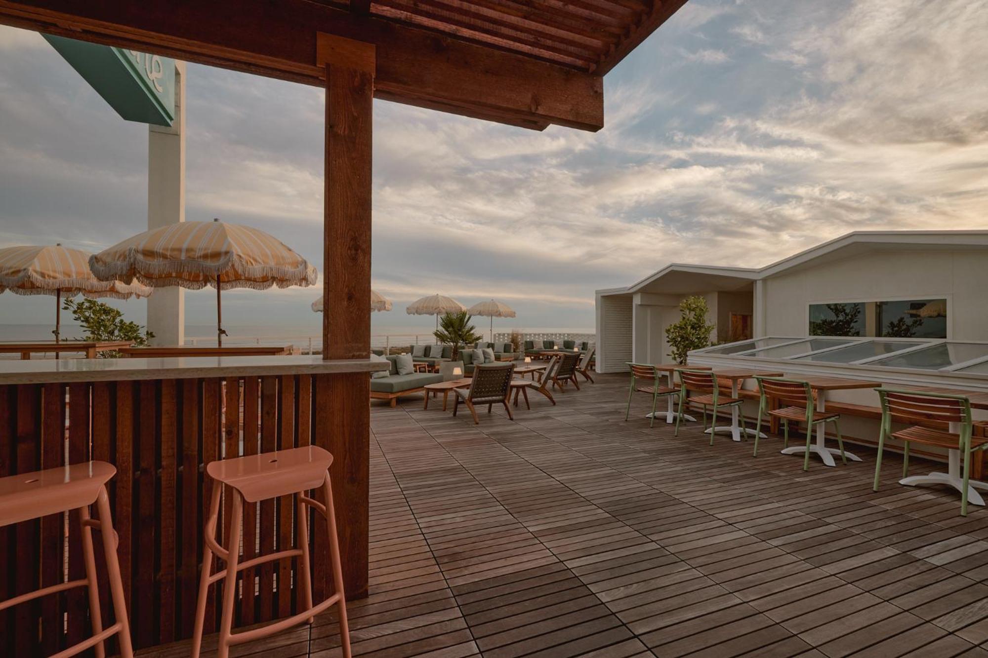 Hotel Lucine Galveston Bagian luar foto