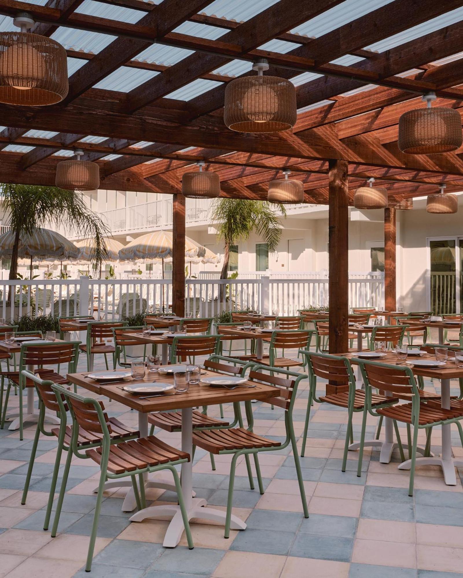 Hotel Lucine Galveston Bagian luar foto