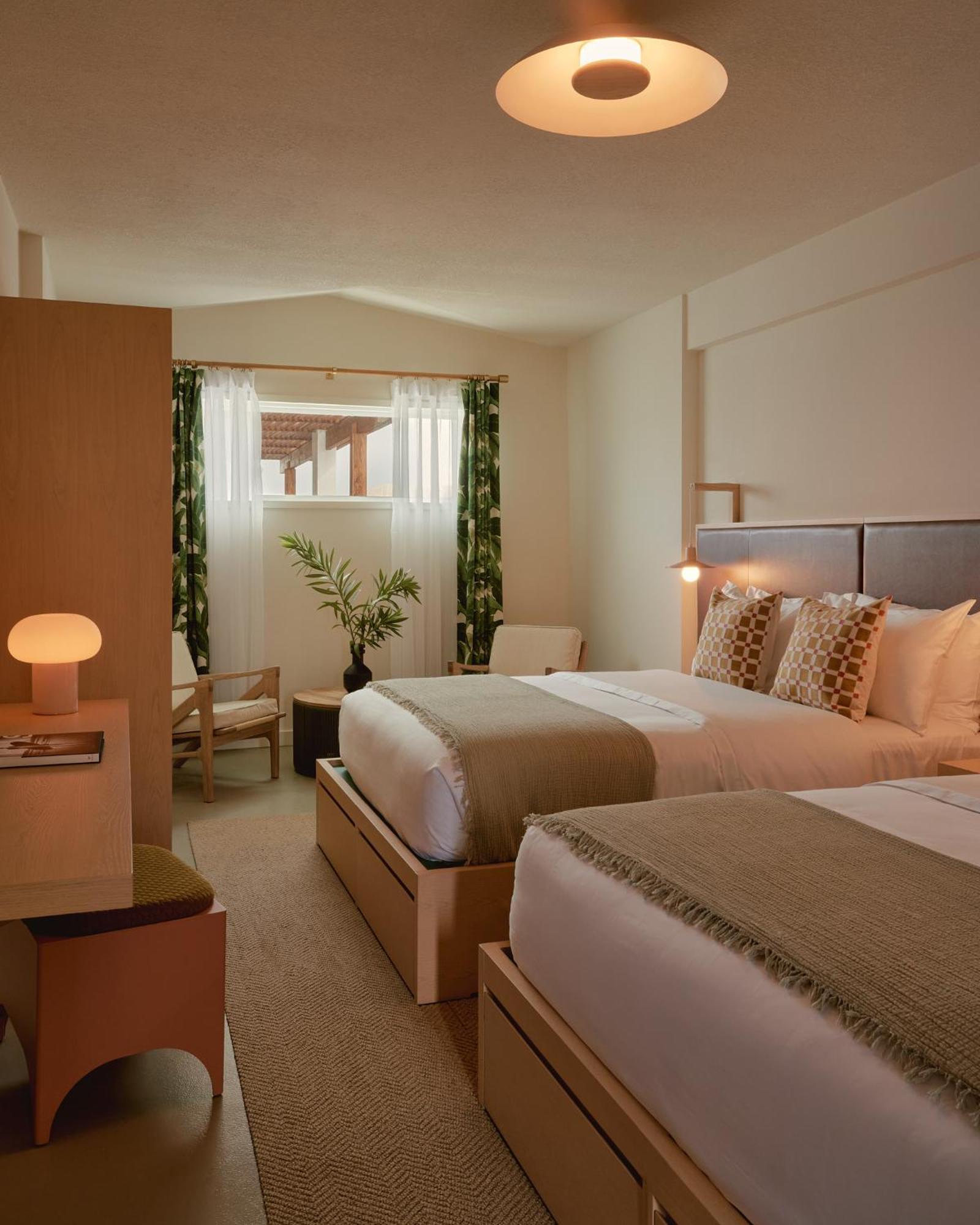 Hotel Lucine Galveston Bagian luar foto